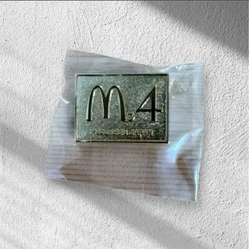 맥도날드 핀 배지 m4