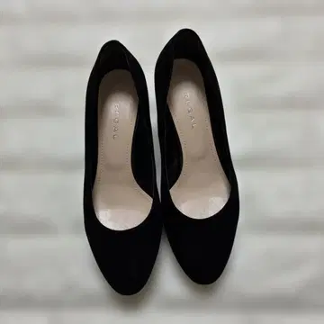 새상품급 REGAL 리걸 스웨이드 펌프스 관혼상제 포멀한 장소에도