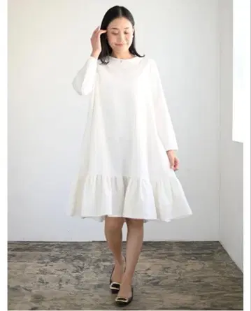 [택 포함 새상품] trefle+1 소매 프릴 플레어 원피스 긴팔