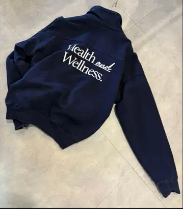 새상품급 Sporty & Rich 스포티앤리치 하프 지퍼 트레이닝복