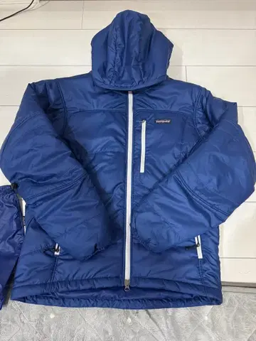 patagonia 다스 파카 사이즈 XS