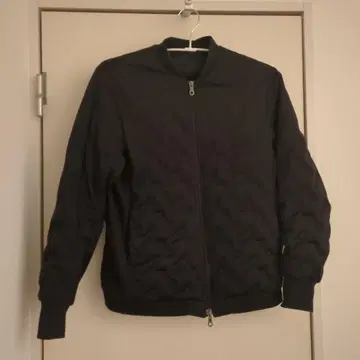 컴시즘 블랙 집업 자켓