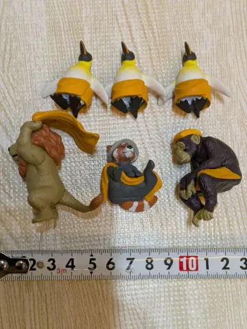 [ 6개 세트 ] 캡슐 토이 가챠가챠 동물 사우나 4종