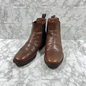 [ 새상품급 ] MARGARET HOWELL idea 사이드 고어 숏부츠