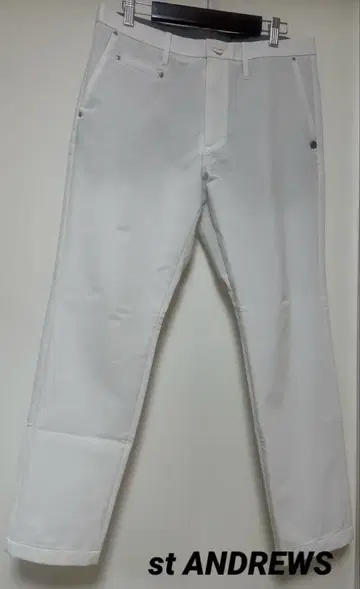 st ANDREWS 화이트 골프 팬츠 새상품급
