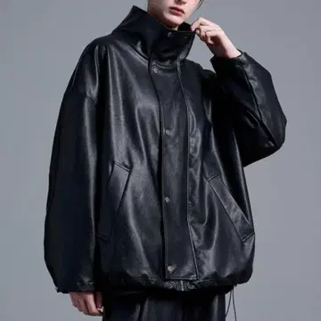 루스 드레이프 모드 하이넥 스탠드 모즈 블루종 블랙