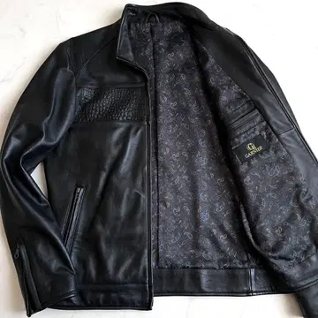 [새상품급] GARNIER 레더 자켓 양가죽 크로커다일 엠보 블랙 컬러