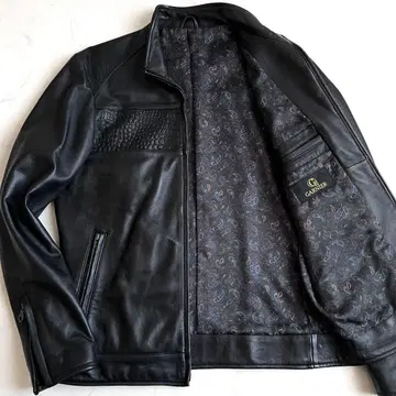 [새상품급] GARNIER 레더 자켓 양가죽 크로커다일 엠보 블랙 컬러