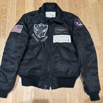 AVIREX 플라이트 자켓 CWU-45P 타이거 샤크스