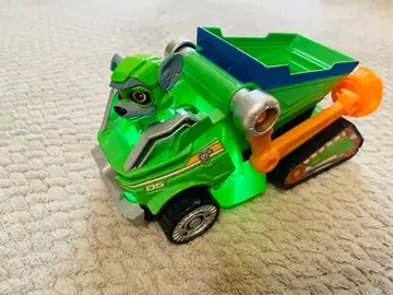 로키 빛나는 덤프트럭