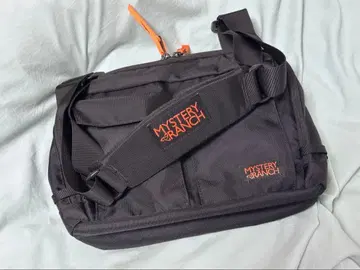 MYSTERY RANCH DISTRICT 8