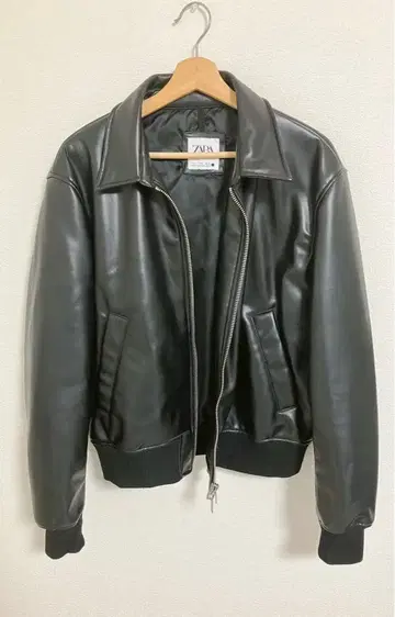 ZARA 가죽 자켓