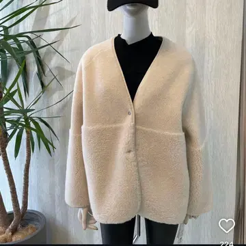 [ PASSIONE 파시오네 ] 리버서블 보아 코트 화이트