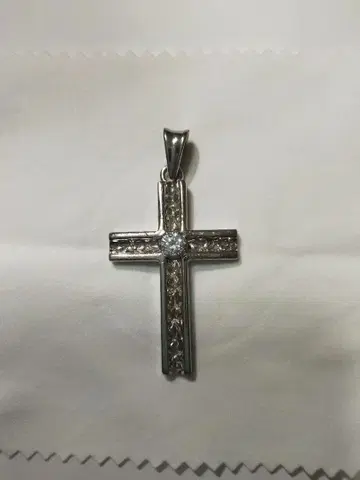 ZOCALO (소칼로) 크로스 펜던트 탑