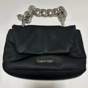 Calvin Klein 나일론 백 체인 핸들