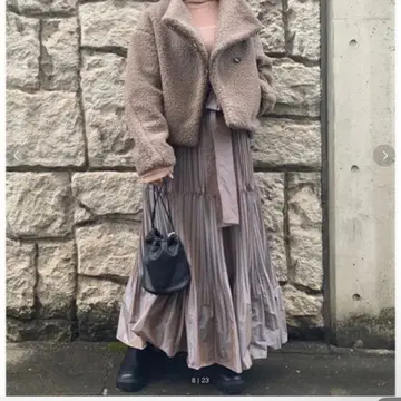 FRAY.D 플리츠 스커트