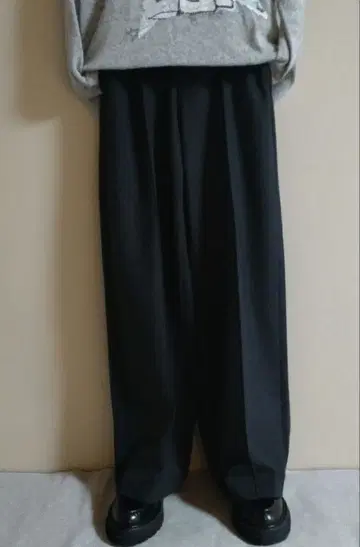 미사용 UNIQLO/브러쉬드 저지 턱 와이드 팬츠/다크 그레이/S