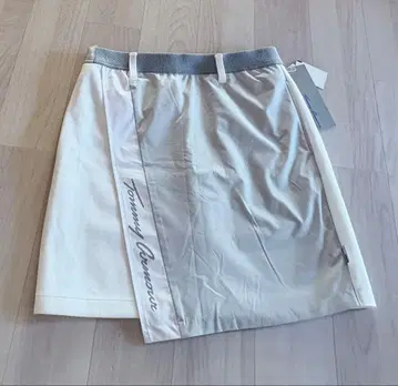 미사용 새상품 타미 아머 Tommy Armour 맨투맨 스커트 L