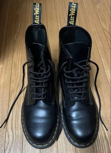 닥터 마틴 8홀 부츠 1460 UK8