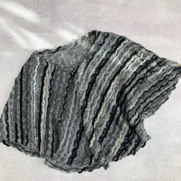 새상품급 판초 니트 스트라이프 그레이 블랙 비대칭 프랑스제사