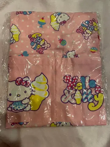 헬로키티 에이프런 2