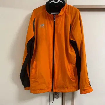new balance 나일론 자켓 LL 사이즈 오렌지