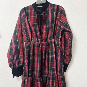 쿠틸 빨간 체크 원피스