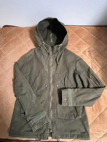 젬블 Johnbull 후디드 밀리터리 자켓