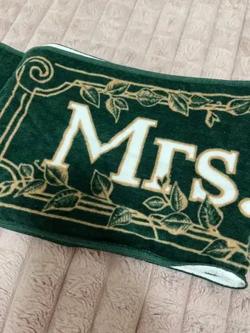 Mrs. GREEN APPLE 에덴의 동산 타월