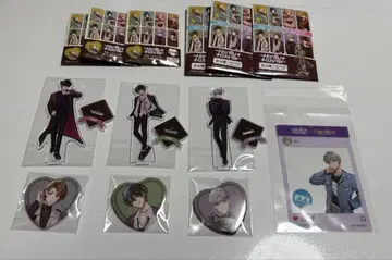 HoneyWorks 훼미리마트 아크릴 스탠드 하트 캔뱃지 FT4