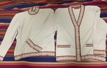 웅가로 캐시미어 트윈 스웨터 L 사이즈