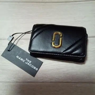 MARC JACOBS 더 그램샷 블랙 키케이스