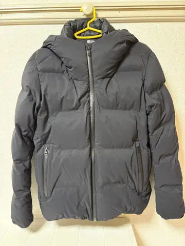 유니클로 남성용 다운 블랙 ( 사이즈 S )