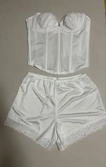 브라이덜 이너 C75 화이트