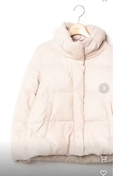 ADAM ET ROPE' 베이지 스탠드 카라 다운 자켓