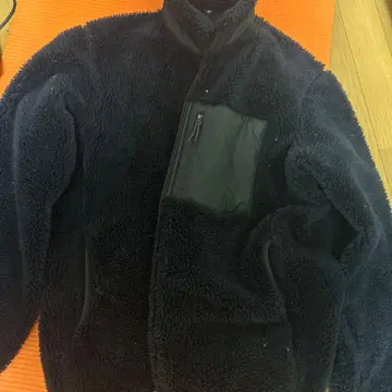 네이비 플리스 자켓 지퍼 포켓 부착