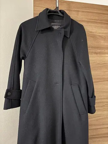 STUDIOUS 브랜드 블랙 코트