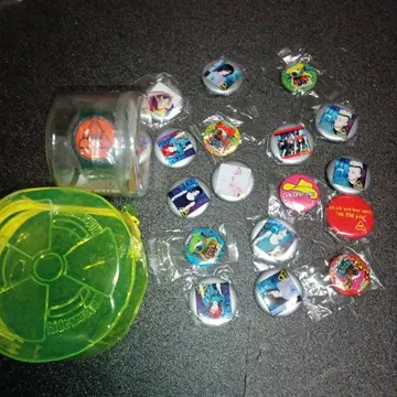 hide 캔뱃지 시계