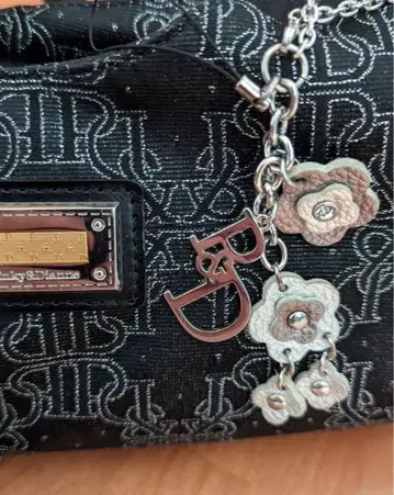 Pinky&Dianne 로고 핸드백