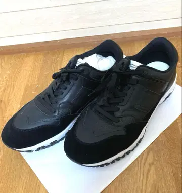 KATHARINE HAMNETT 블랙 스니커즈 26.5cm