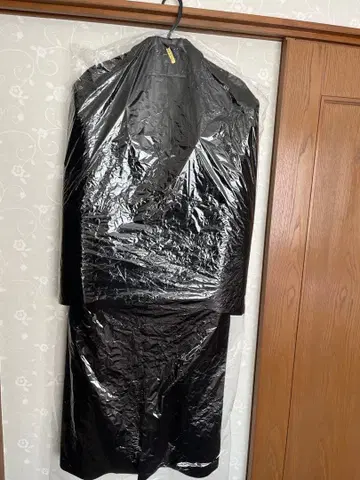 체스터 코트 롱 M 사이즈 블랙