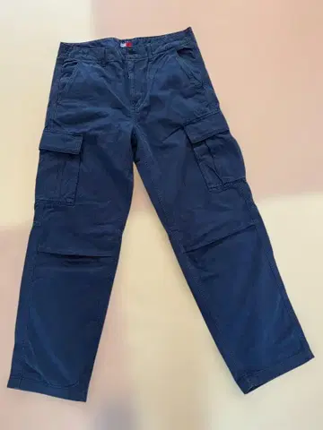 TOMMY JEANS 재미 코튼 카고 팬츠 네이비