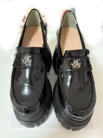 미셸 마카롱 통굽 로퍼