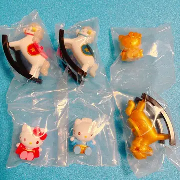 산리오 캐릭터즈 시크릿 목마 마스코트 키티 다니엘 레어 컬러