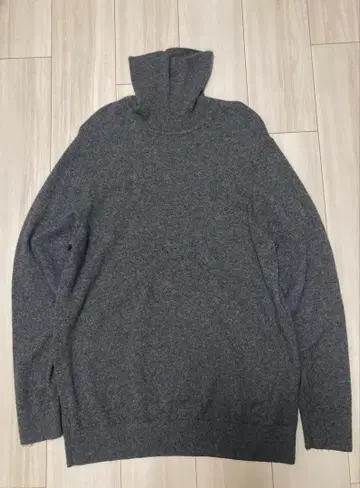 [ 새상품급 ] UNIQLO 캐시미어 터틀넥 스웨터 XL