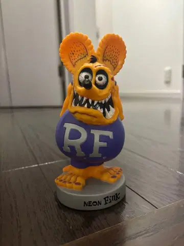 NEON Fink 네온 핀크 피규어 / Rat Fink