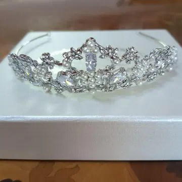 Love Tiara 브라이덜 티아라