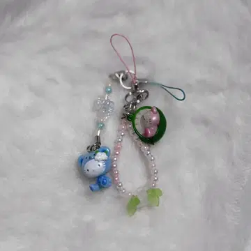 지역 한정 키티 홋카이도 스즈란 베어 스트랩