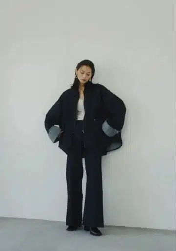 Knuth Marf 크누스머프 데님 팬츠 배기 팬츠 완판템