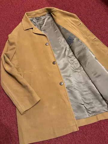 새상품급 캘빈클라인 베이지 스웨이드풍 롱 자켓